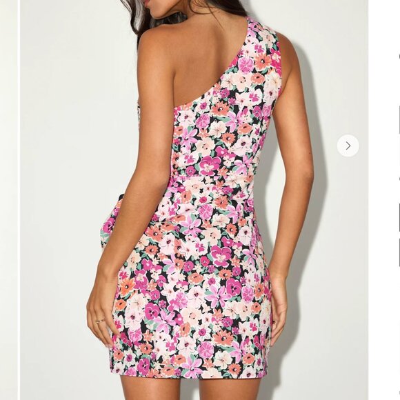 Lulus Gorgeous Garden Pink Floral One-Shoulder Faux-Wrap Mini Dress NWT Large - Picture 3 of 8